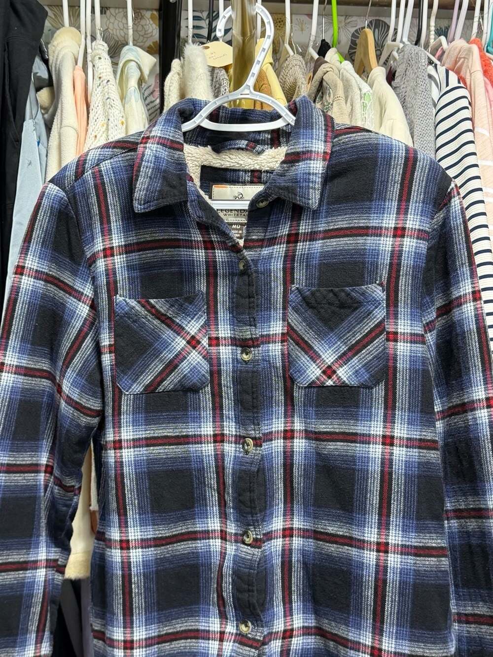 Legendary Whitetails Sherpa Lined Flannel Shirt Size M Blue Plaid - Picture 9 of 12